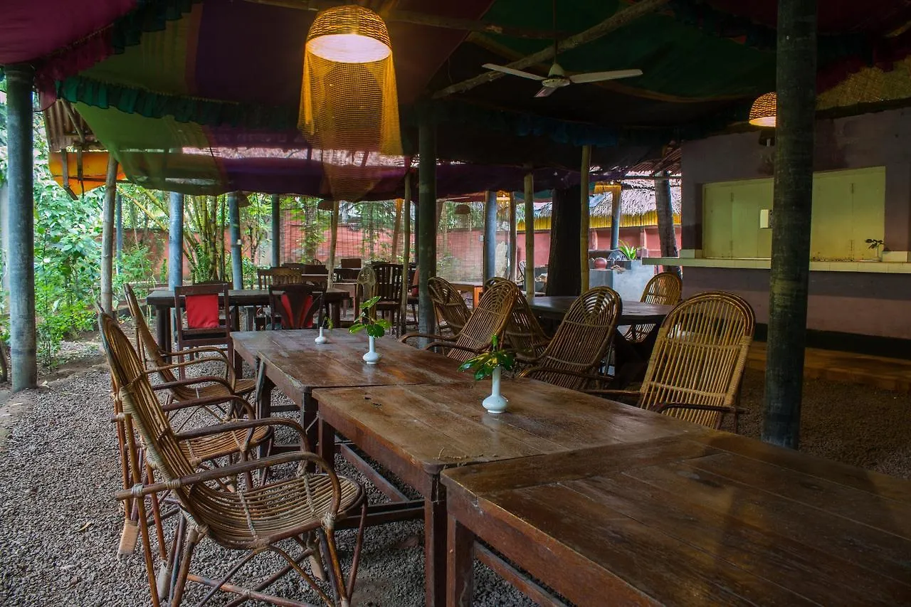 V Resorts Bohemian Masala Resort バルカラ