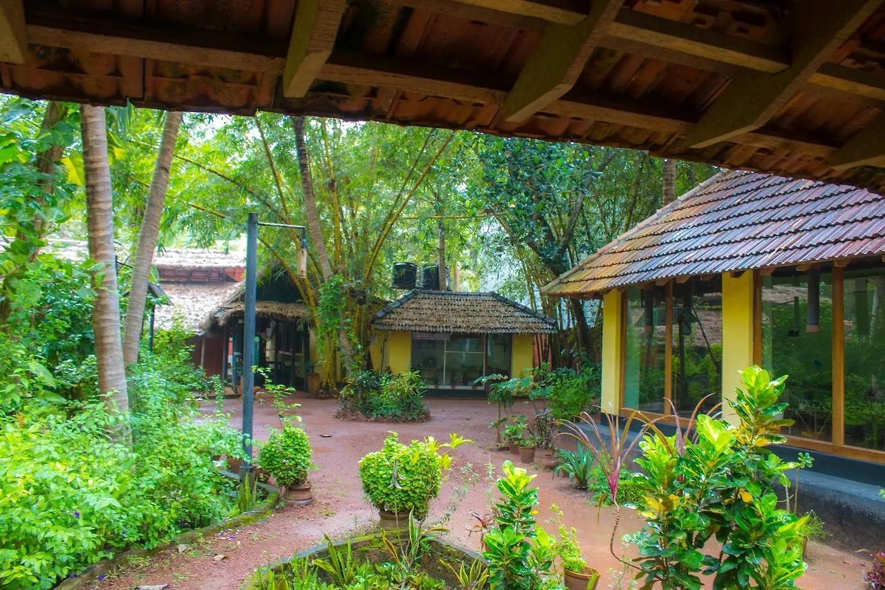 V Resorts Bohemian Masala Resort バルカラ